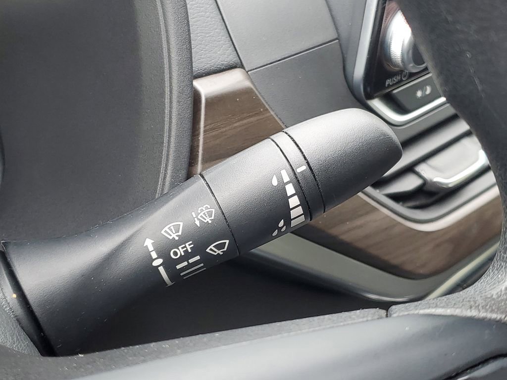 Used 2023 Nissan Altima 2.5 SV image 18