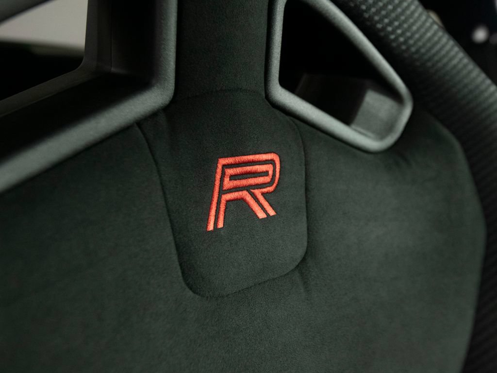 Used 2020 Ford Mustang Shelby GT350R w/ GT350R Equipment Group 920A RWD image 39