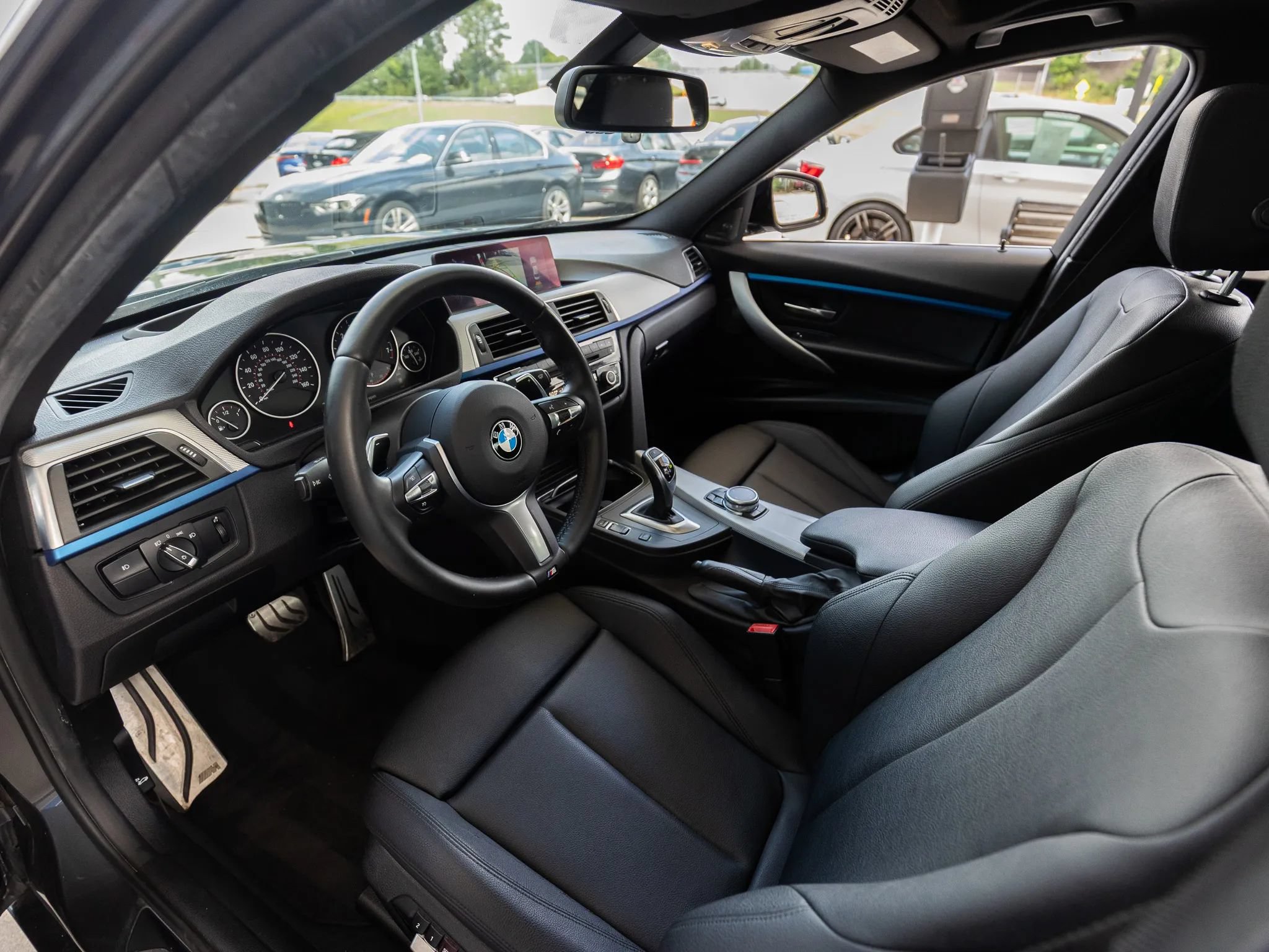 Used 2016 BMW 340i xDrive Sedan AWD/4WD image 19