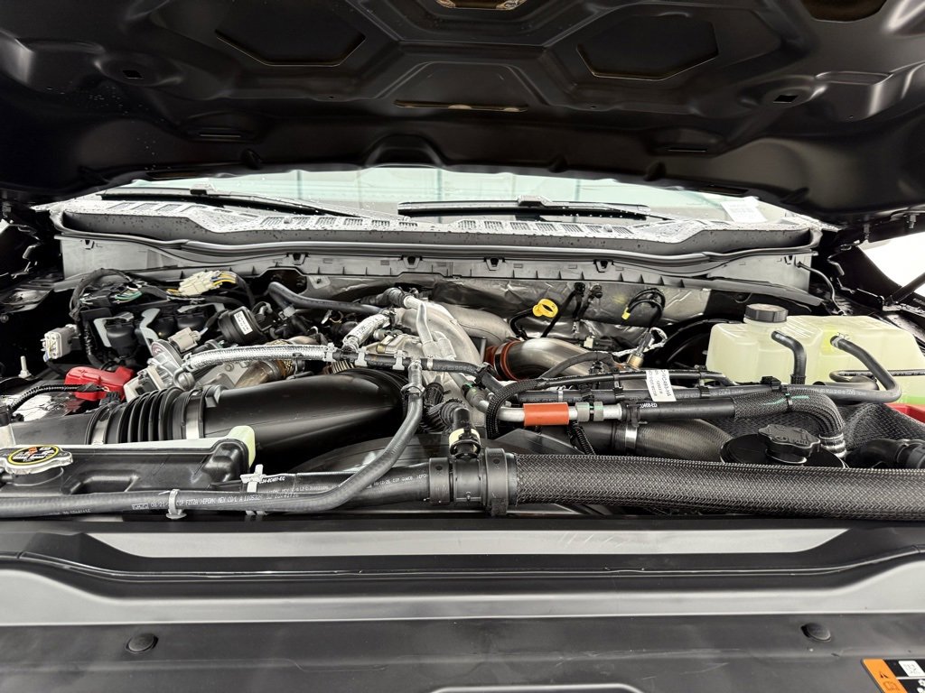 New 2026 Ford F350 4x4 Crew Cab Super Duty image 10