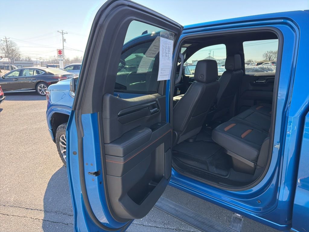 Used 2022 GMC Sierra 1500 AT4 w/ AT4 Preferred Package image 19