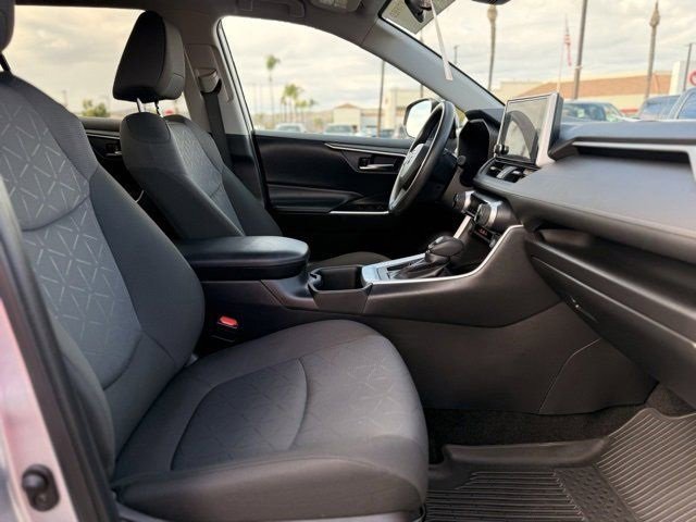 Used 2024 Toyota RAV4 XLE image 20