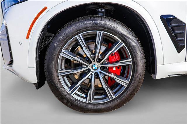 Used 2026 BMW X5 xDrive40i w/ M Sport Package image 9