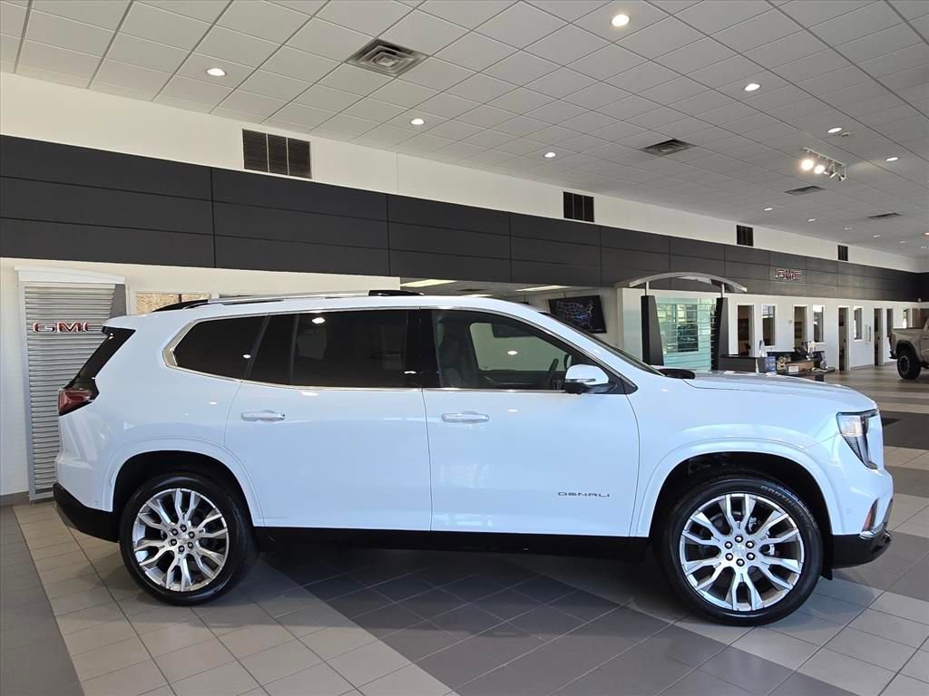 New 2026 GMC Acadia Denali w/ Super Cruise Package image 2