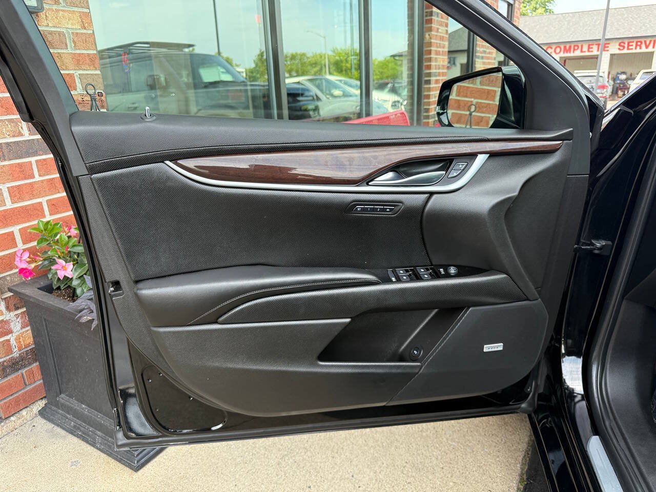 Used 2013 Cadillac XTS Premium FWD image 19