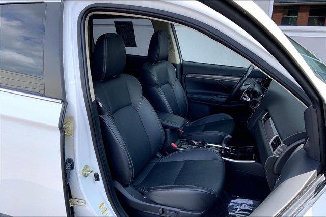 Used 2019 Mitsubishi Outlander GT AWD/4WD image 6