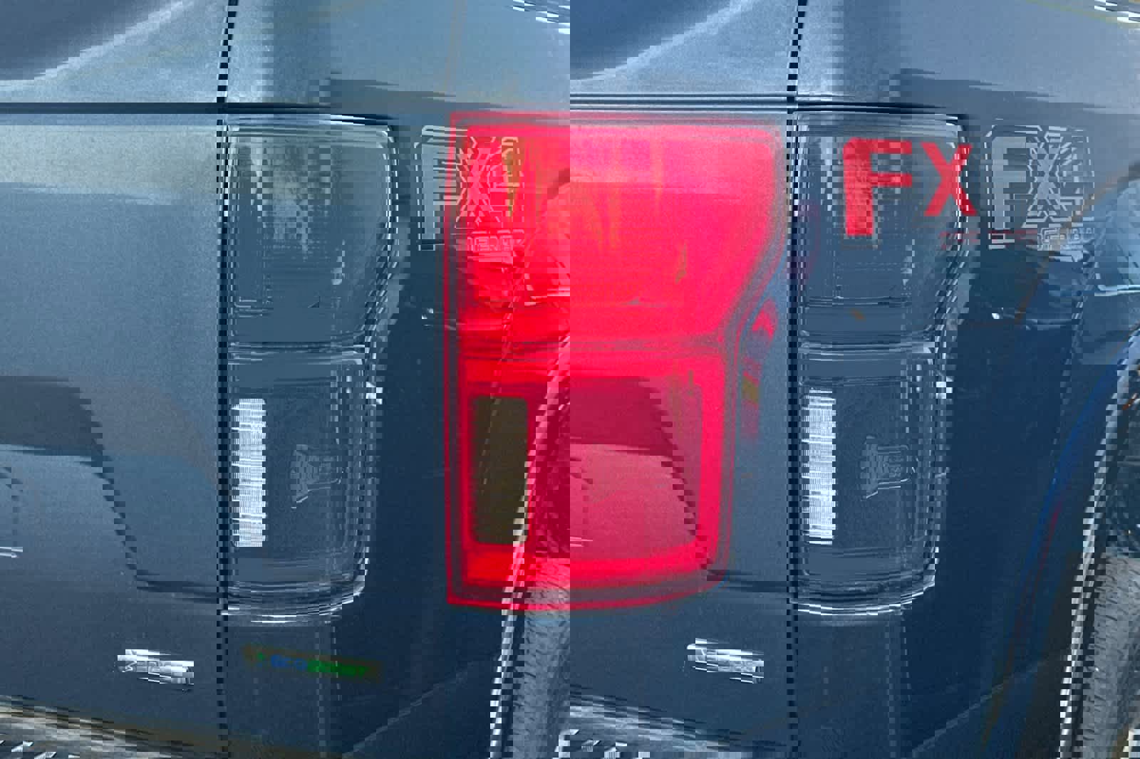 Used 2019 Ford F150 Lariat w/ Equipment Group 502A Luxury image 10