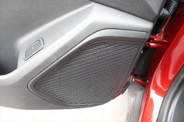 New 2026 Chevrolet Traverse LT w/ Driver Confidence Package image 18