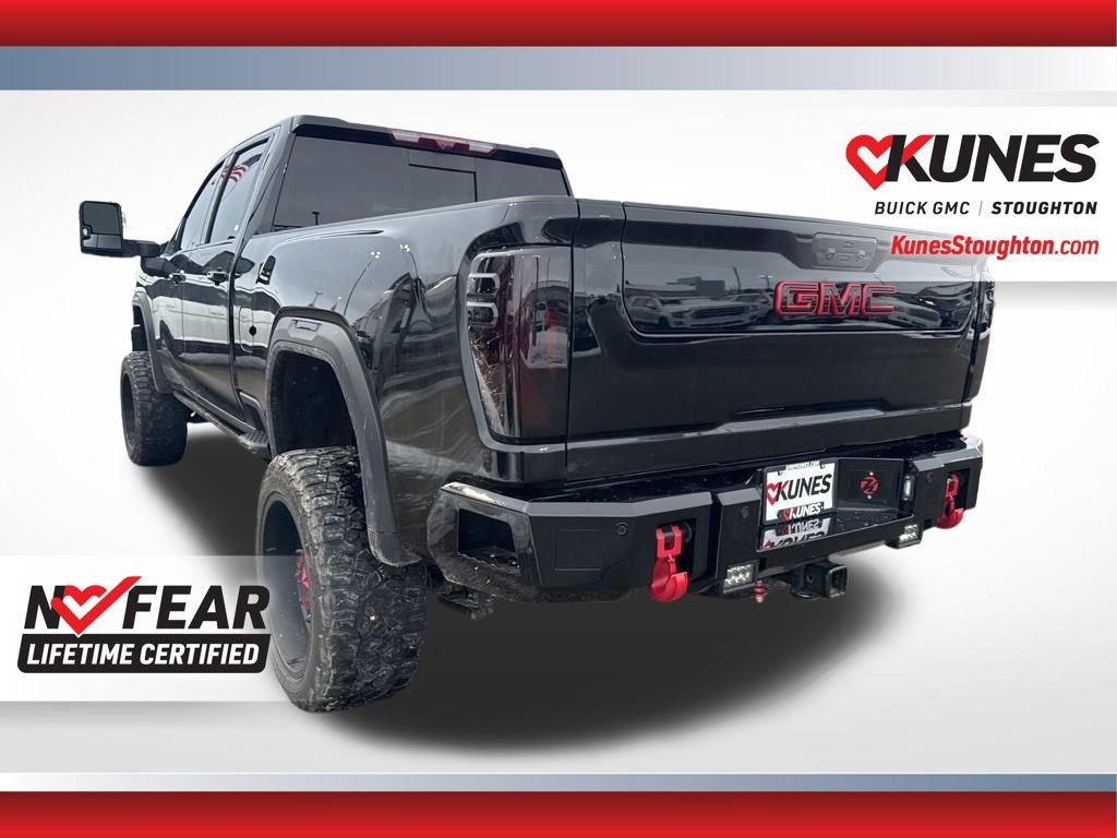 Used 2024 GMC Sierra 2500 AT4X image 9