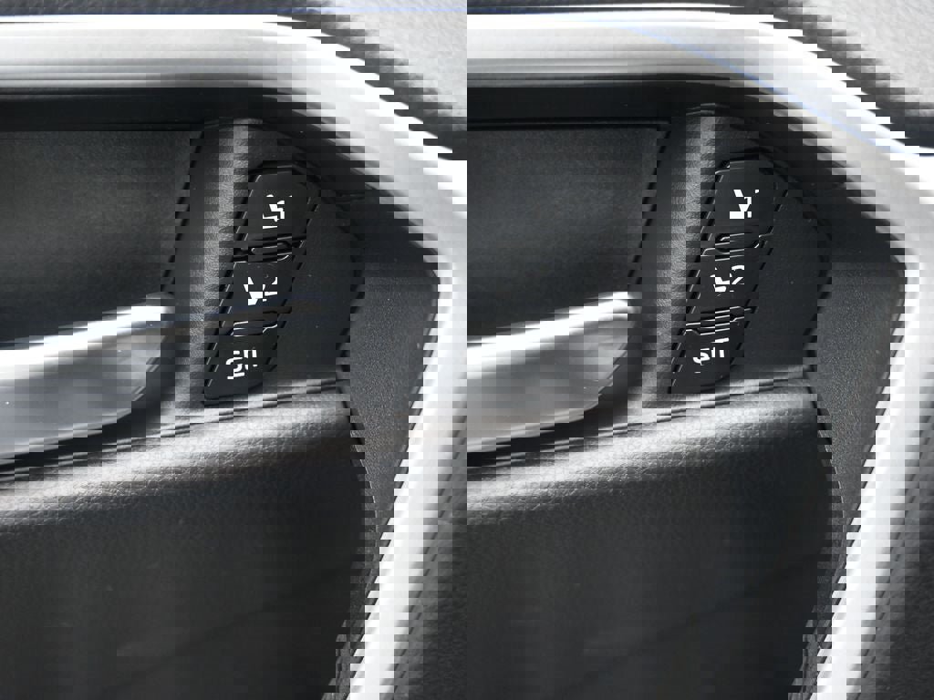 New 2025 Toyota RAV4 XLE Premium w/ Weather Package image 22