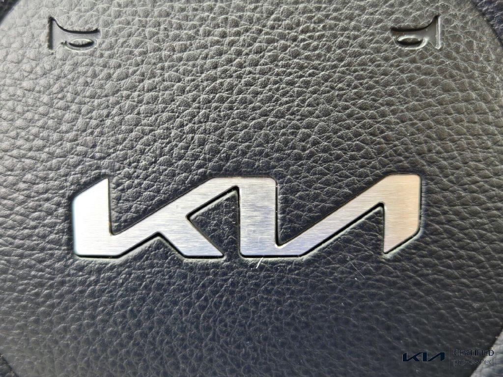 Certified 2024 Kia Seltos EX FWD image 25