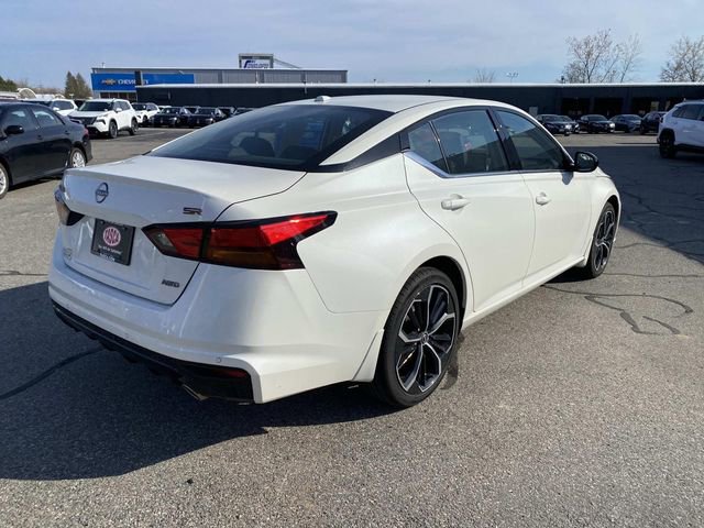Used 2024 Nissan Altima 2.5 SR w/ SR Premium Package image 6