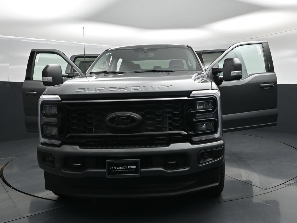 New 2026 Ford F250 XLT w/ XLT Premium Package AWD/4WD image 31