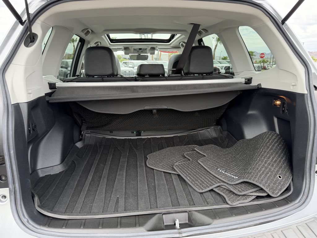 Used 2017 Subaru Forester 2.5i Touring AWD/4WD image 17