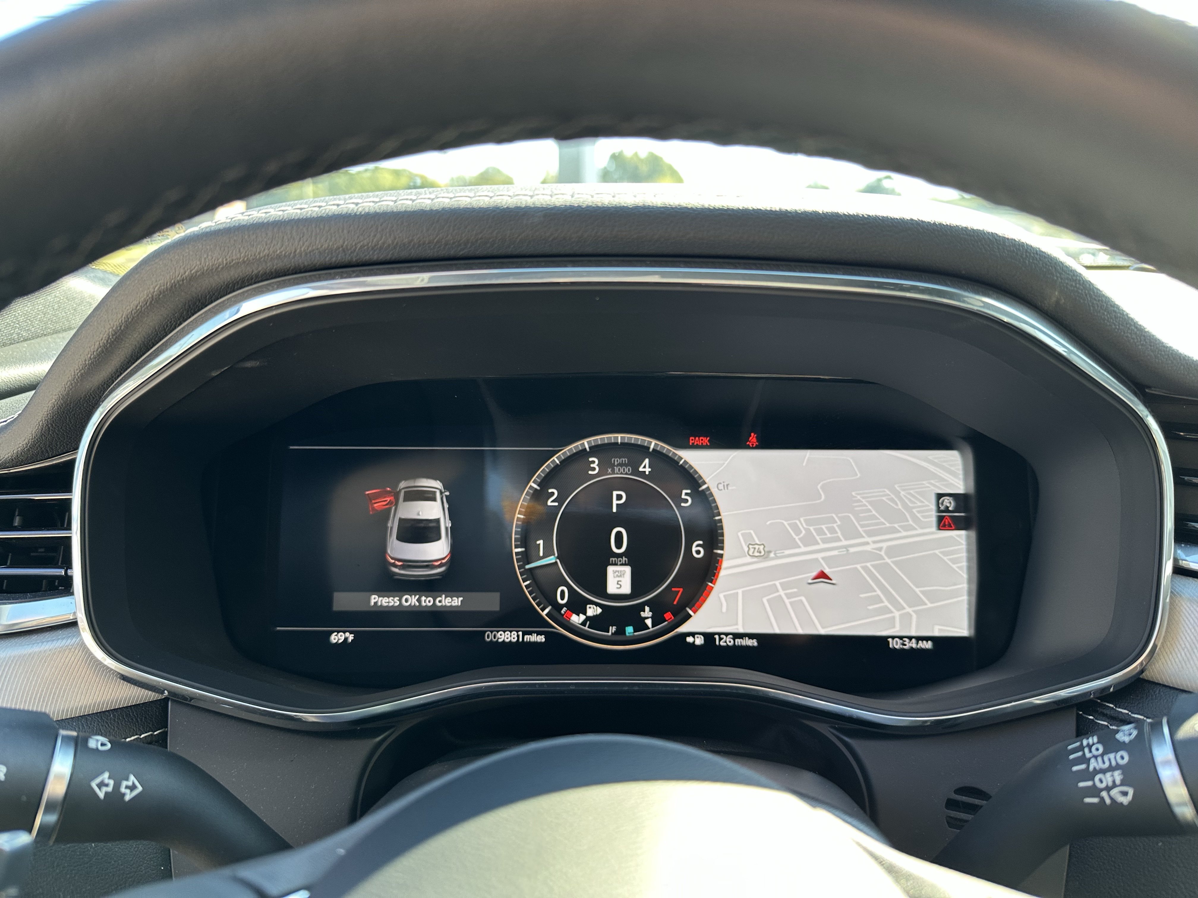 Certified 2024 Jaguar XF R-Dynamic SE AWD/4WD image 22
