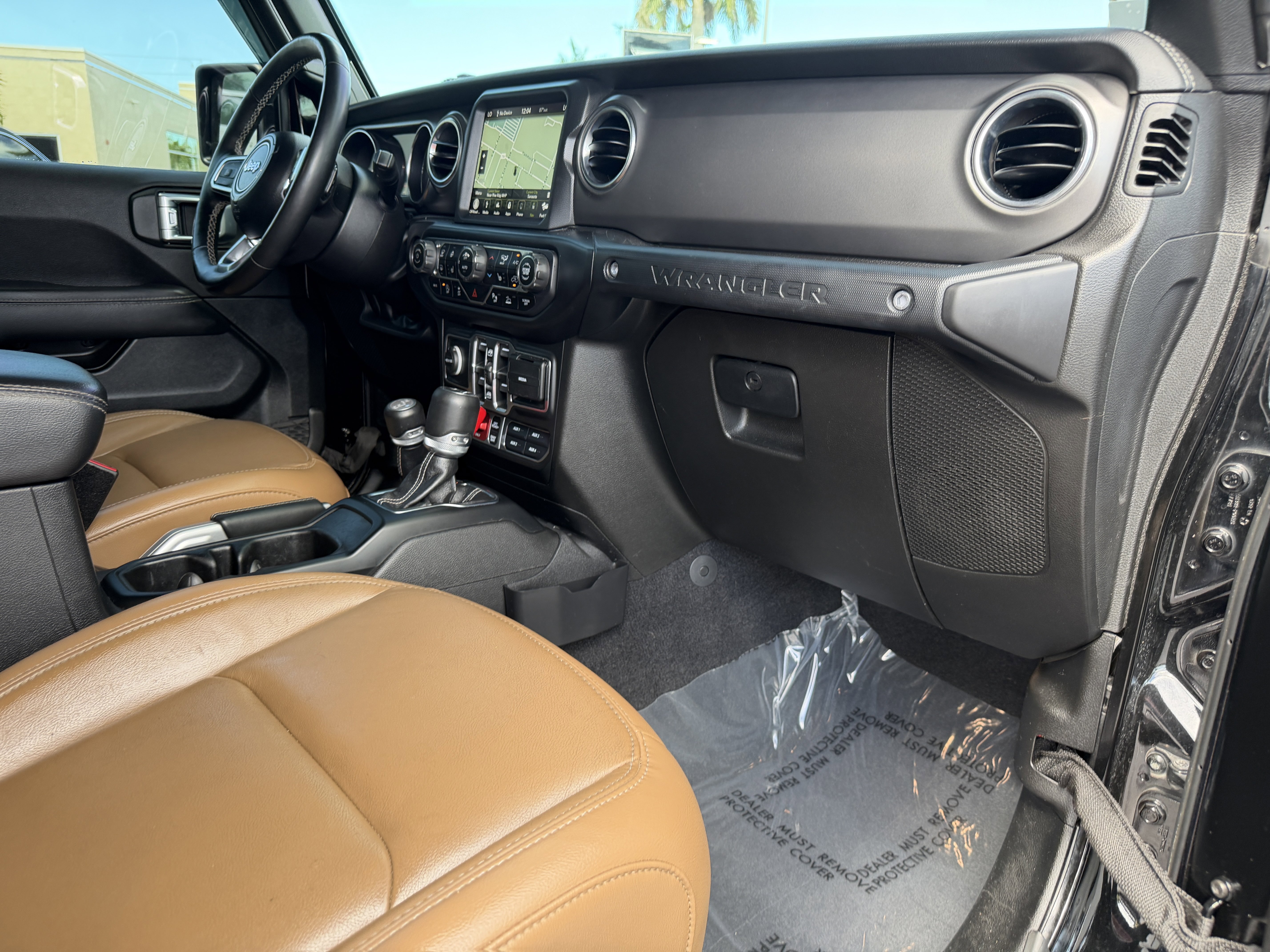 Used 2022 Jeep Wrangler Unlimited Rubicon w/ Xtreme Recon 35" Tire Package image 10