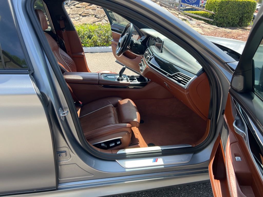 Used 2018 BMW 750i 750i image 12