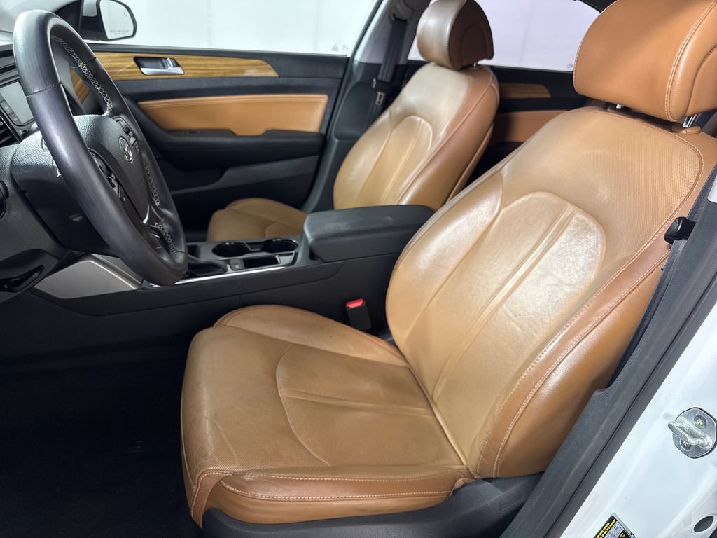 Used 2015 Hyundai Sonata Limited w/ Cargo Package FWD image 10