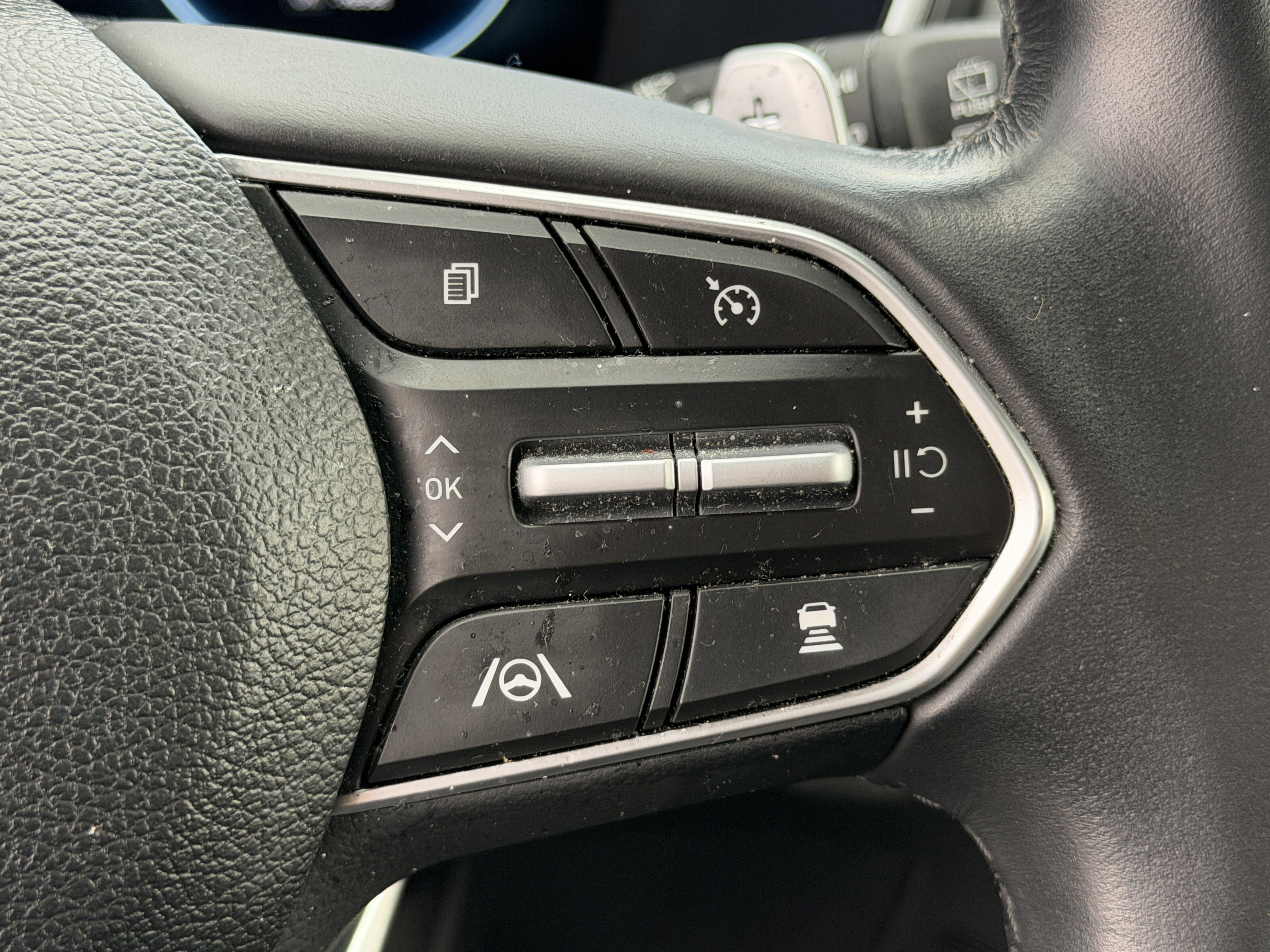 Used 2023 Hyundai Santa Fe Blue image 19