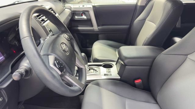 Used 2021 Toyota 4Runner SR5 Premium w/ Moonroof Package RWD image 23