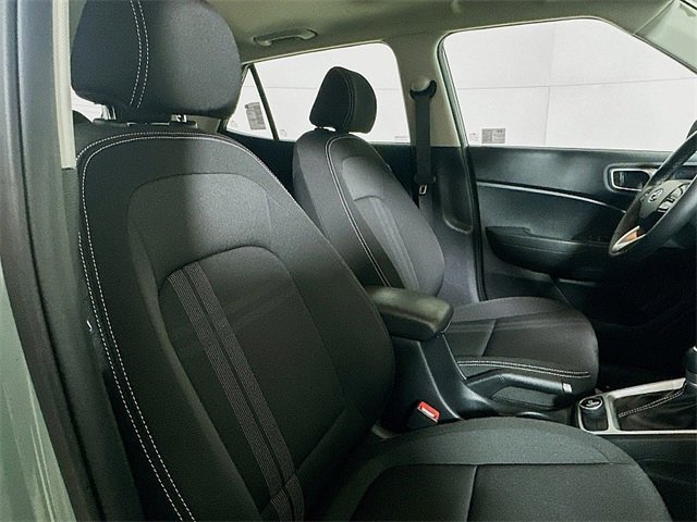 Certified 2025 Hyundai Venue SEL FWD image 22