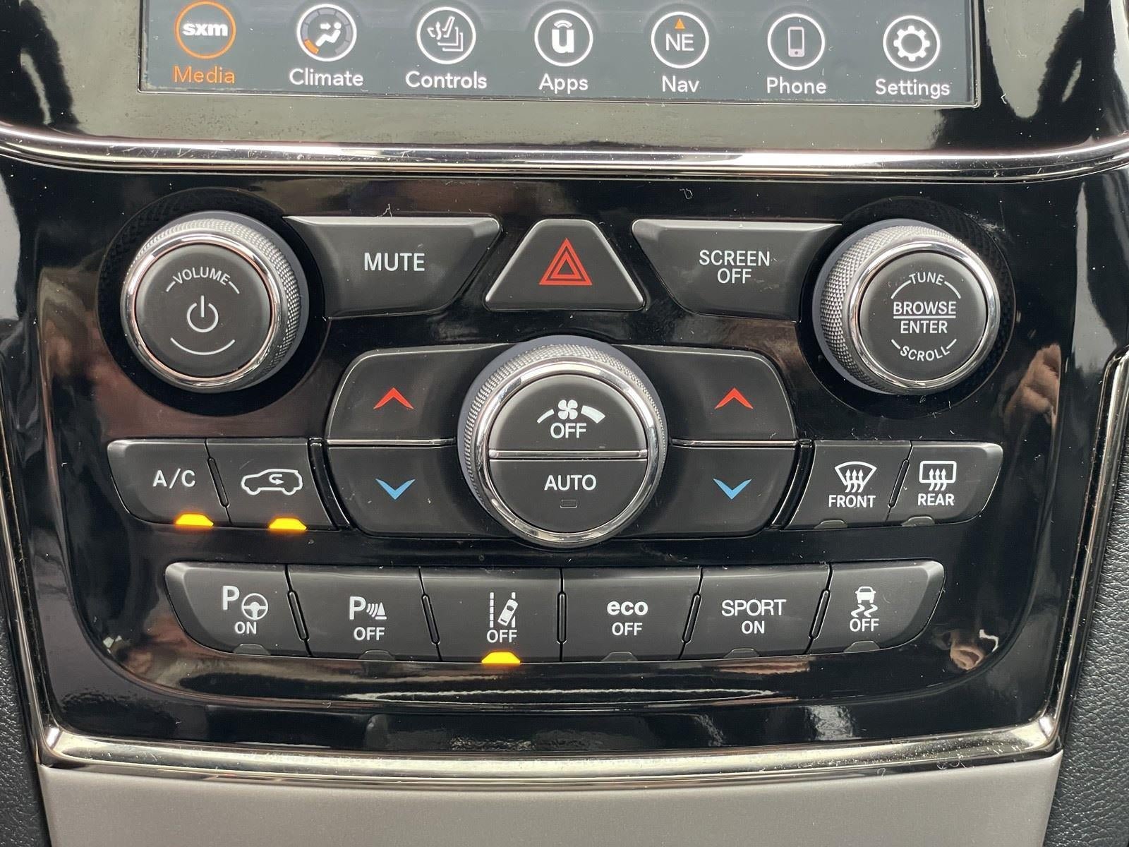 Used 2020 Jeep Grand Cherokee High Altitude AWD/4WD image 27