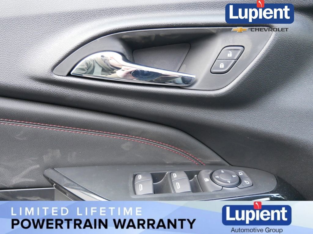 New 2026 Chevrolet Trax RS image 15