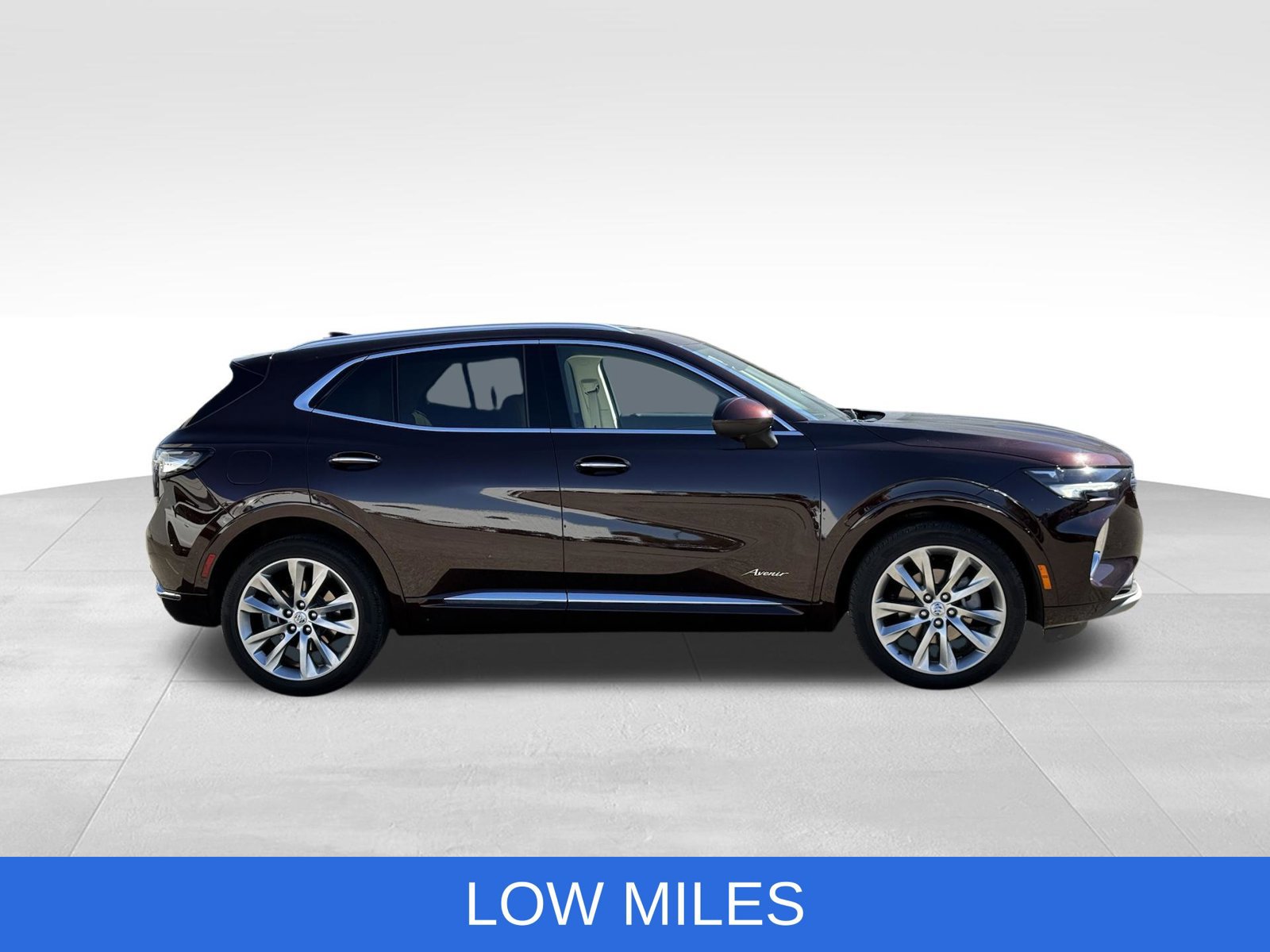 Used 2023 Buick Envision Avenir AWD/4WD image 11