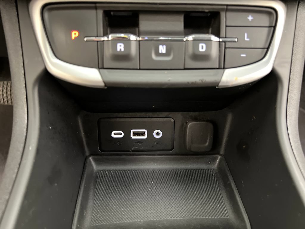 Used 2024 GMC Terrain SLE AWD/4WD image 52