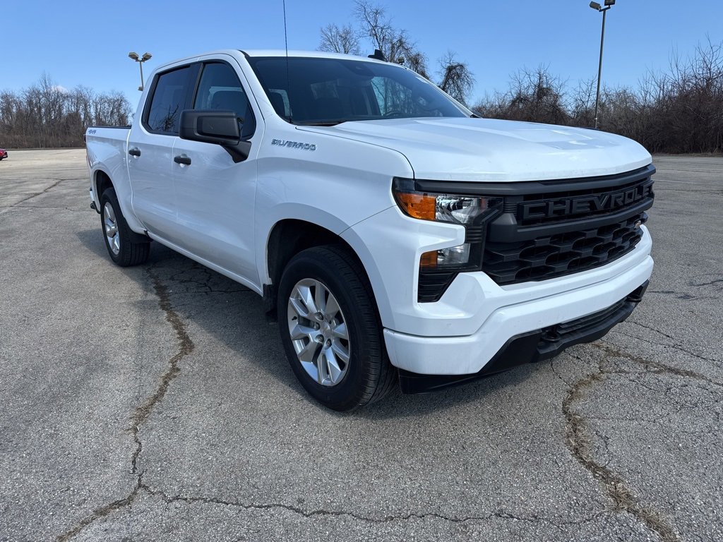 Used 2024 Chevrolet Silverado 1500 Custom image 1
