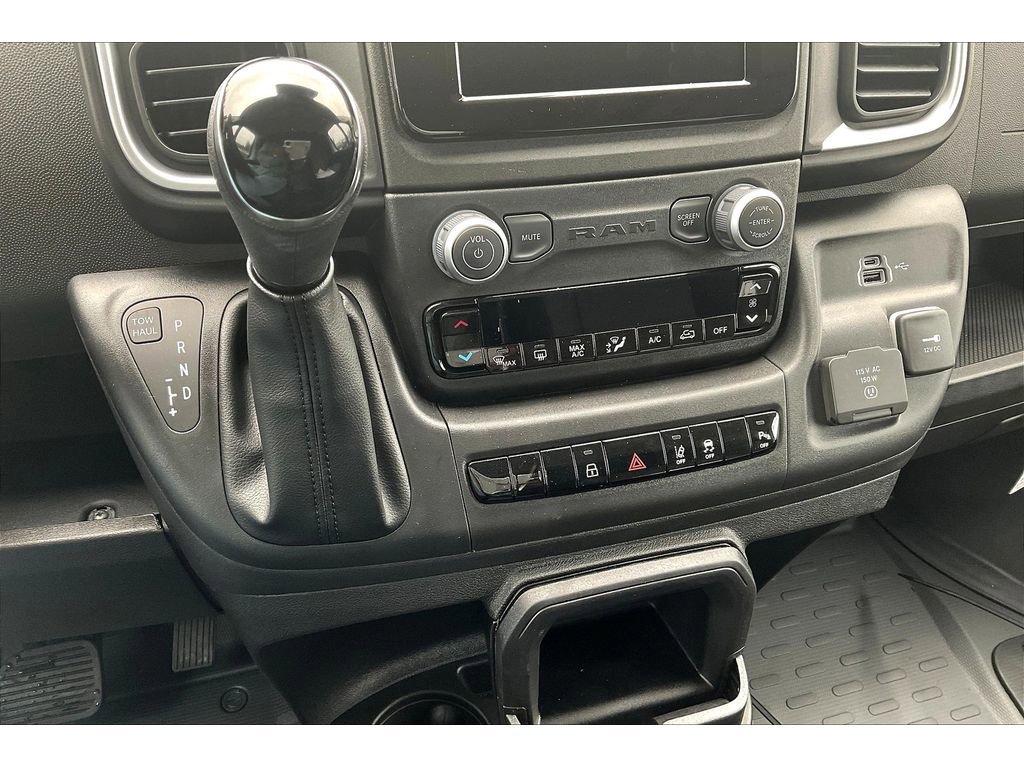 New 2025 RAM ProMaster 2500 w/ Quick Order Package 22G SLT image 8