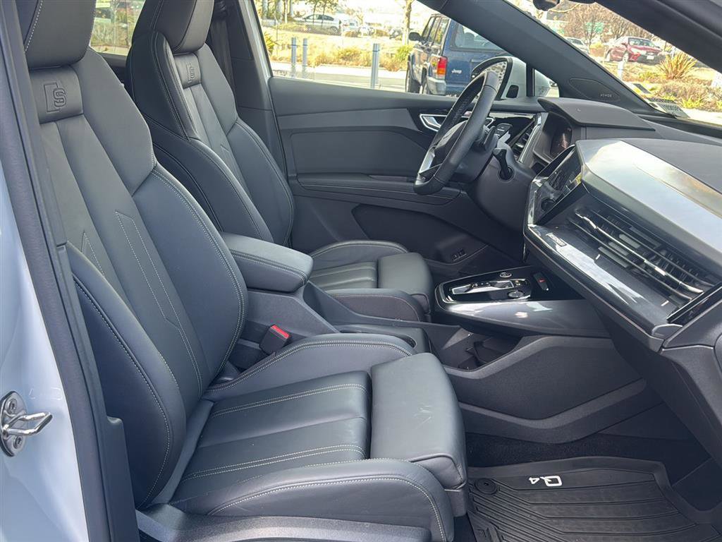 Certified 2025 Audi Q4 e-tron Premium Plus w/ Premium Plus image 13