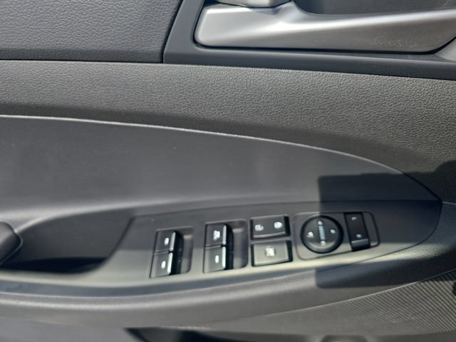 Used 2021 Hyundai Tucson Limited AWD/4WD image 29