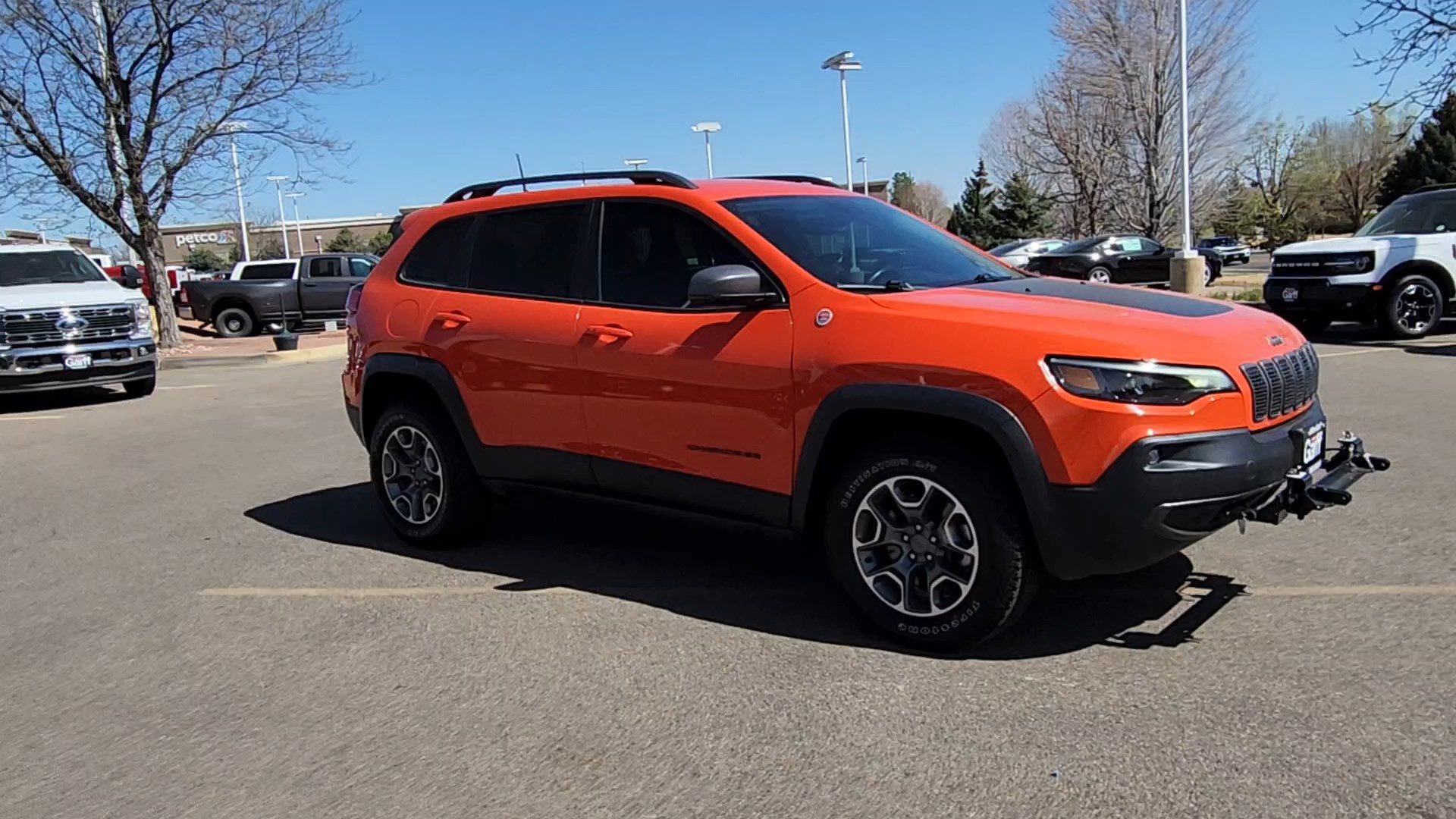 Used 2021 Jeep Cherokee Trailhawk AWD/4WD image 7