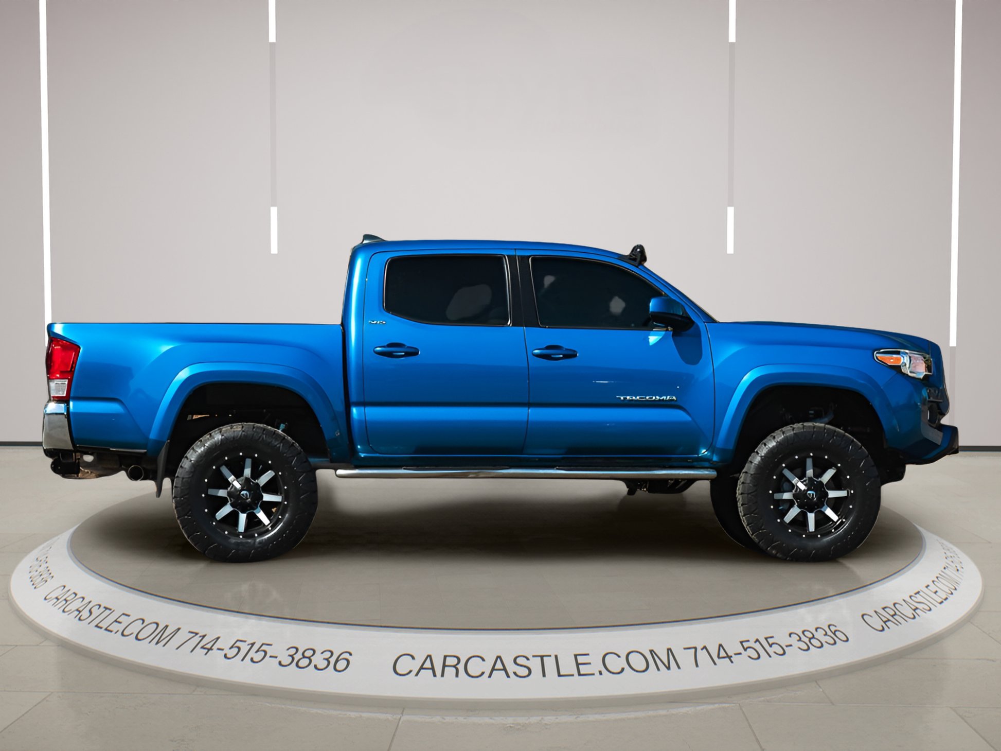 Used 2017 Toyota Tacoma SR5 w/ Tow Package image 17