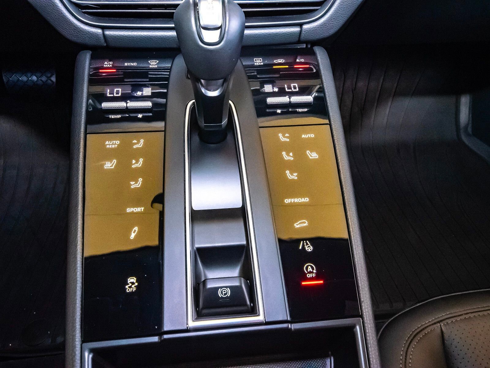 Used 2024 Porsche Macan S image 31