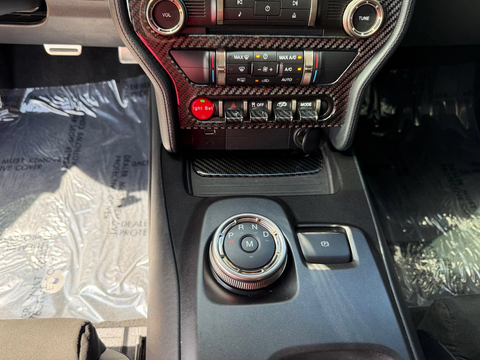 Used 2021 Ford Mustang Shelby GT500 w/ Technology Package RWD image 15