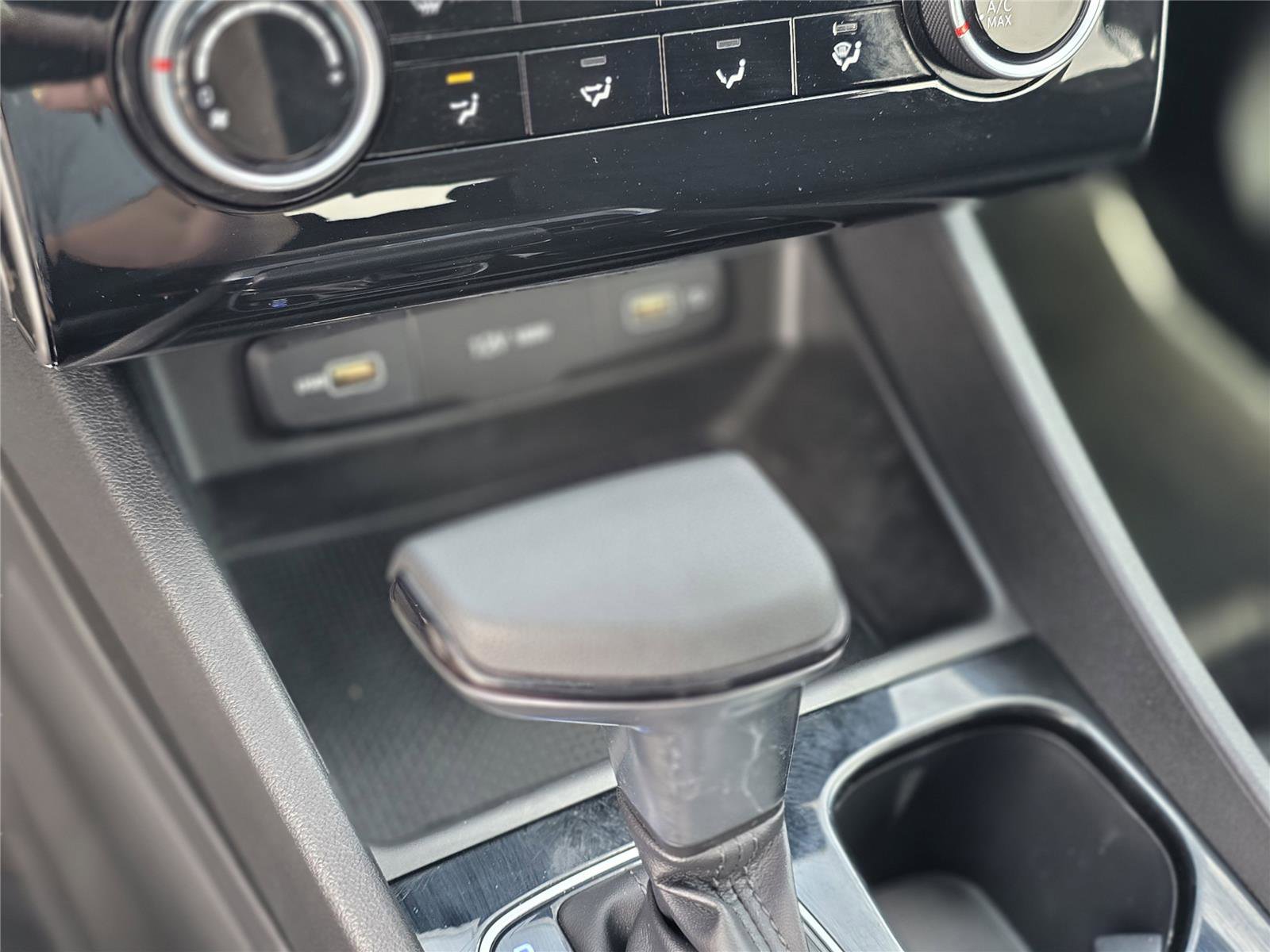 Used 2022 Hyundai Tucson SEL FWD image 23