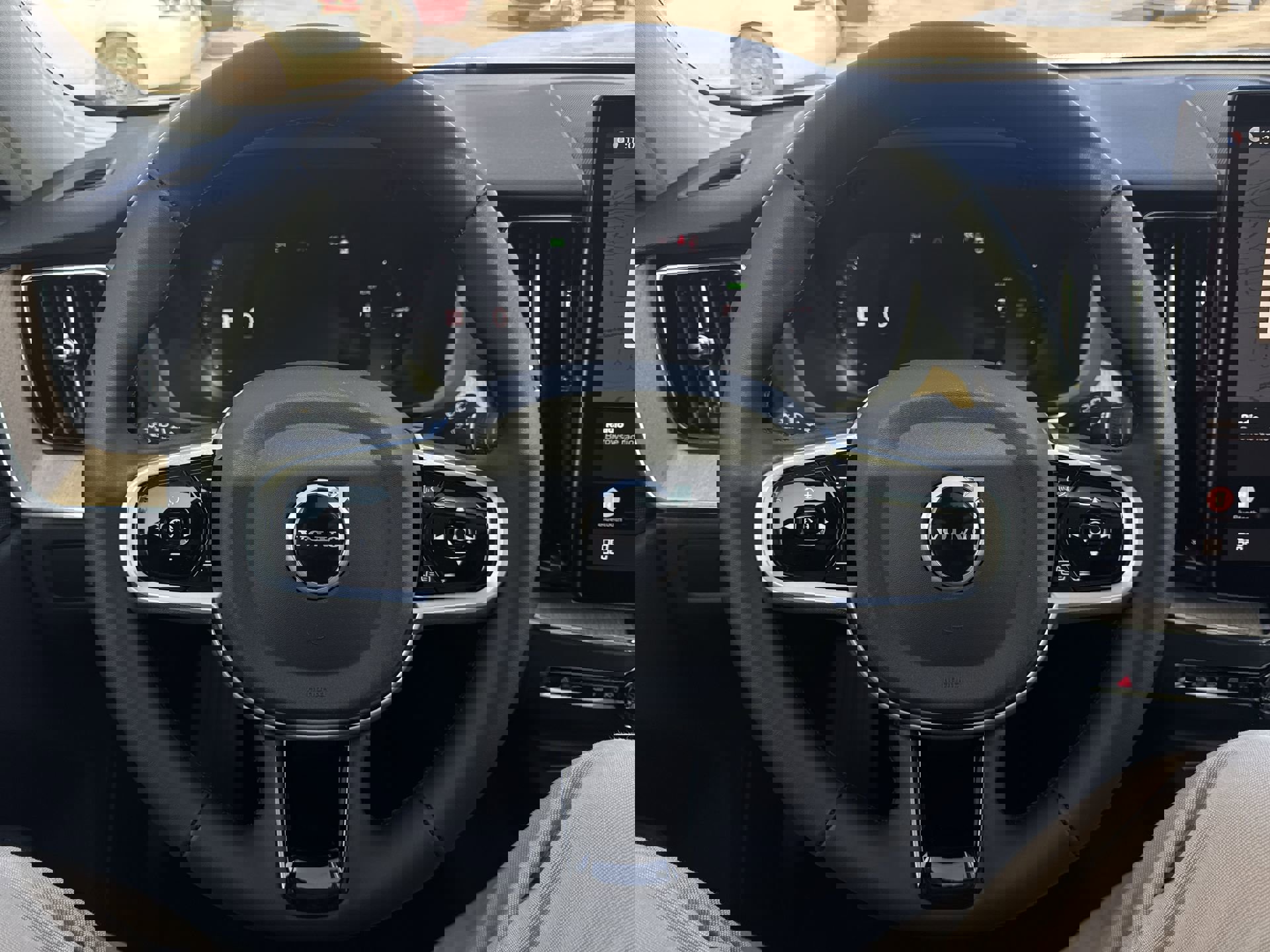 New 2026 Volvo XC60 T8 Plus w/ Protection Package Premier image 18