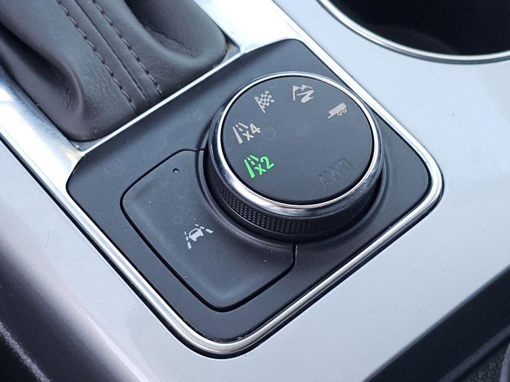 Used 2024 Chevrolet Blazer LT AWD/4WD image 9