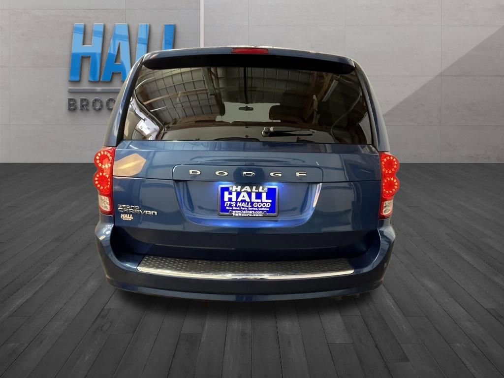 Used 2011 Dodge Grand Caravan Mainstreet image 4