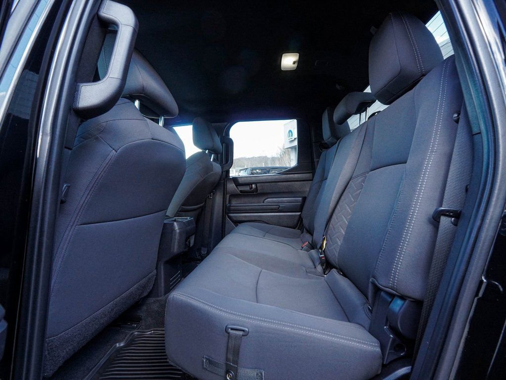Used 2024 Toyota Tacoma SR5 image 33