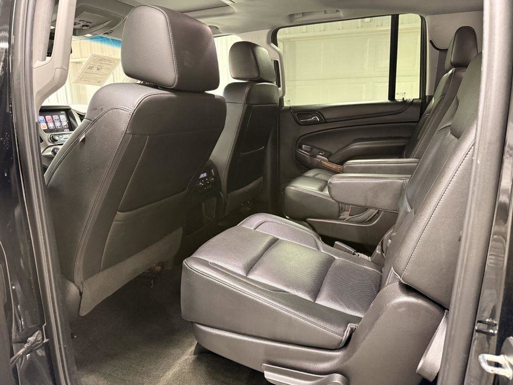Used 2017 Chevrolet Suburban Premier image 28