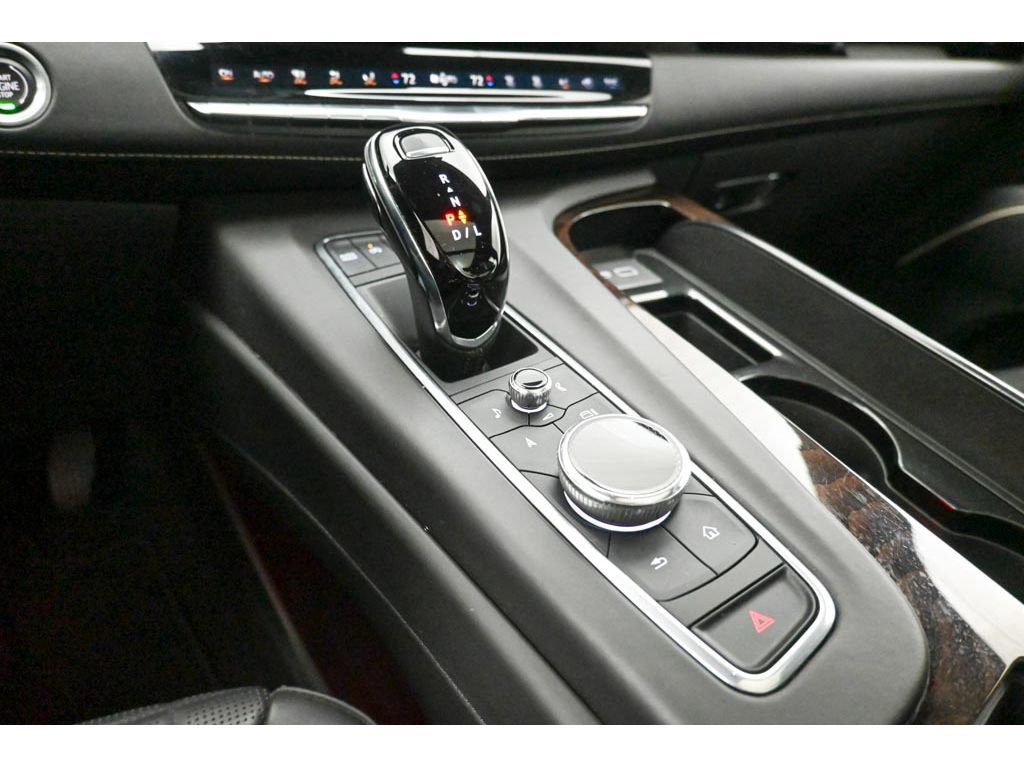 Used 2022 Cadillac Escalade Sport Platinum w/ Heavy-Duty Trailer Package image 14