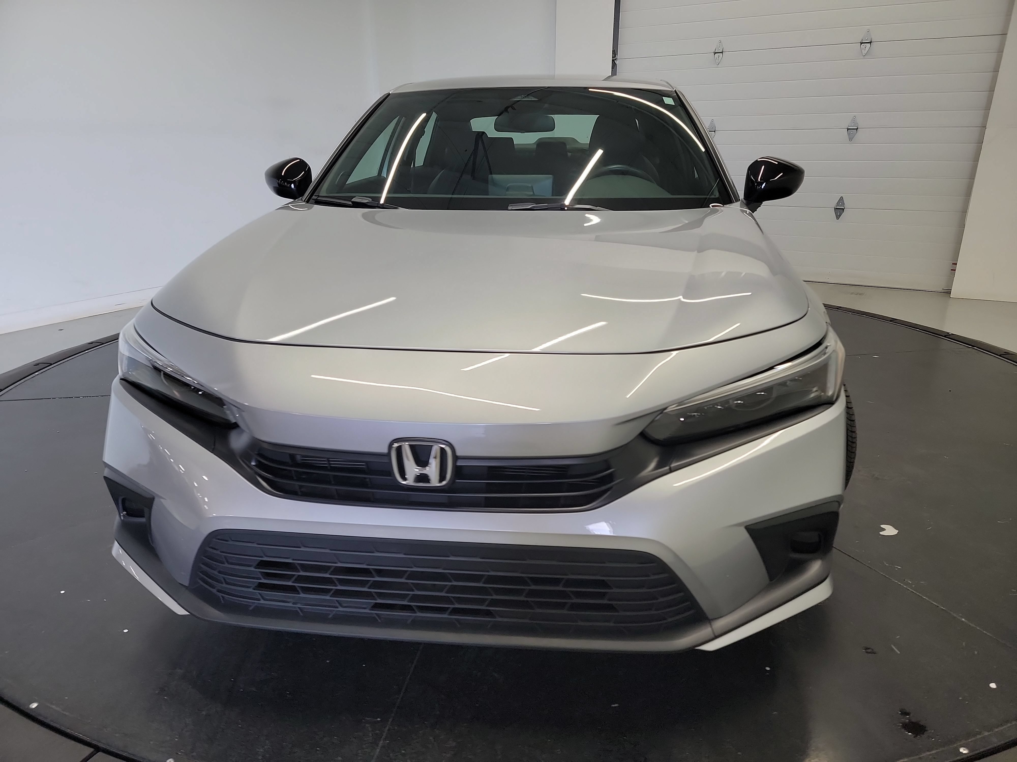 Used 2024 Honda Civic Sport image 2