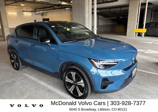 Certified 2023 Volvo C40 Recharge Core AWD/4WD image 4