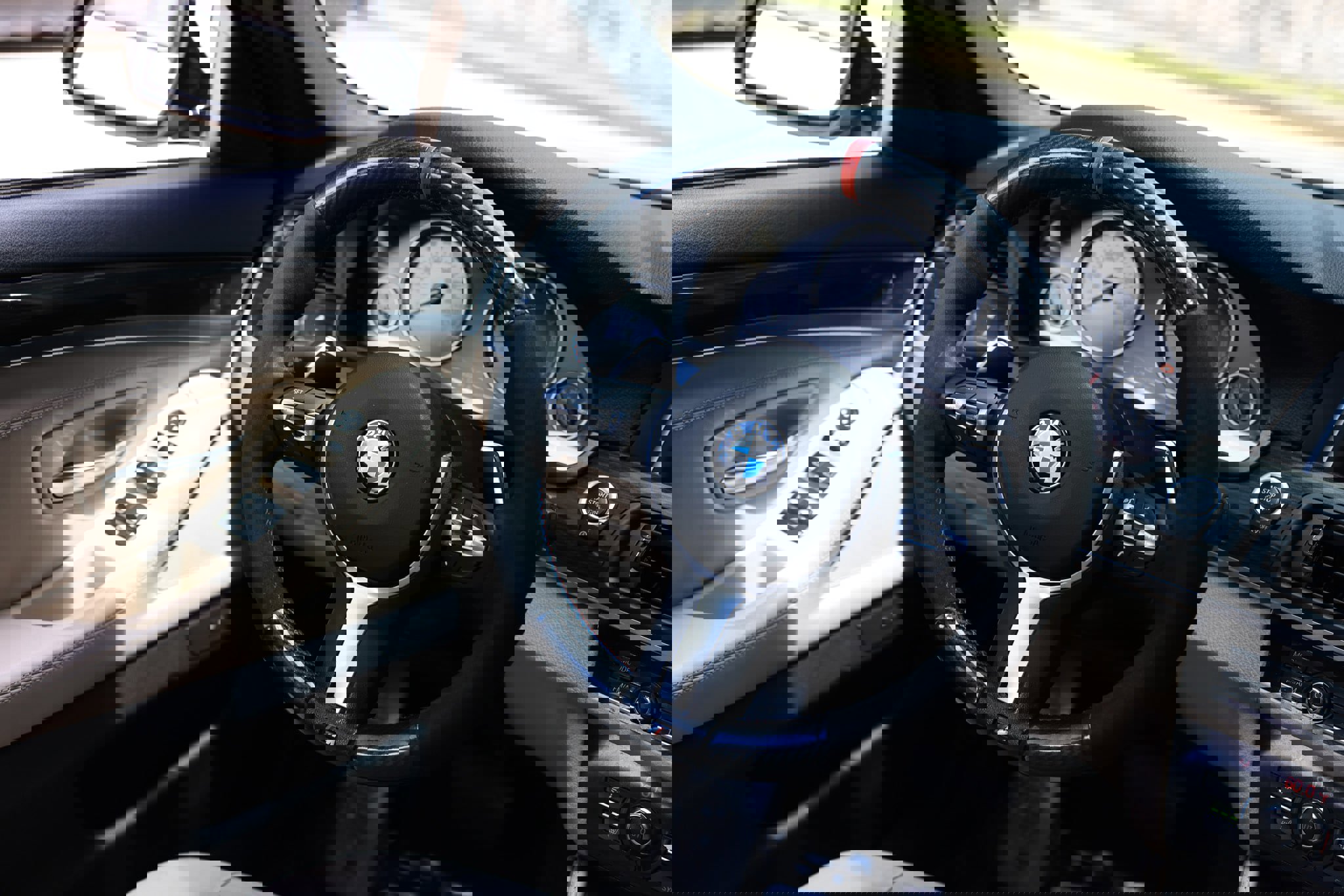 Used 2016 BMW 535i Sedan image 36