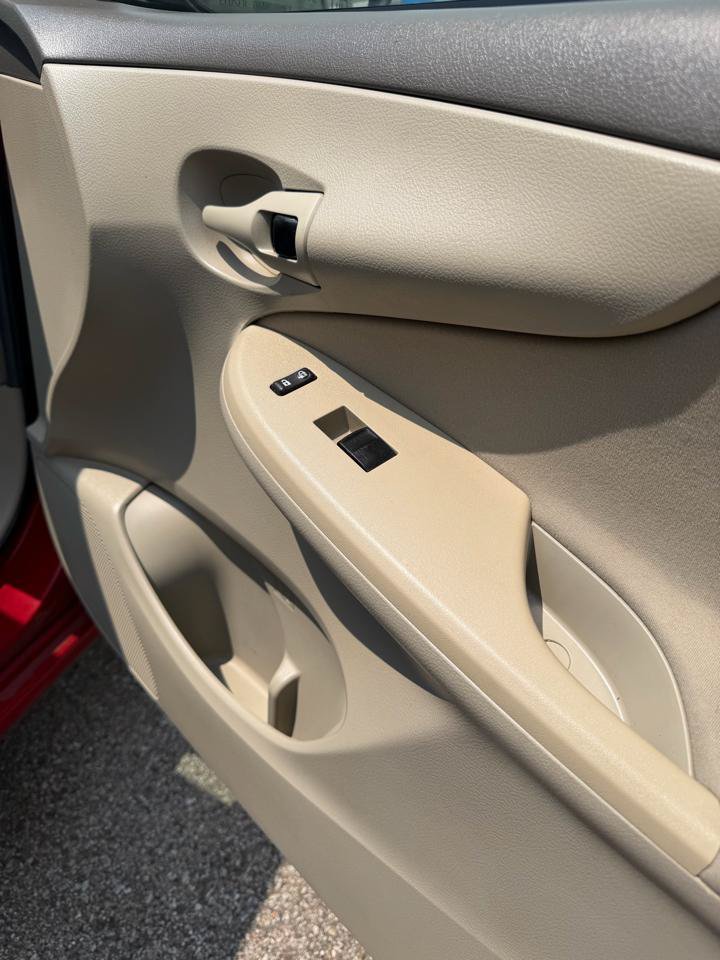 Used 2009 Toyota Corolla LE w/ All Weather Guard Pkg FWD image 35