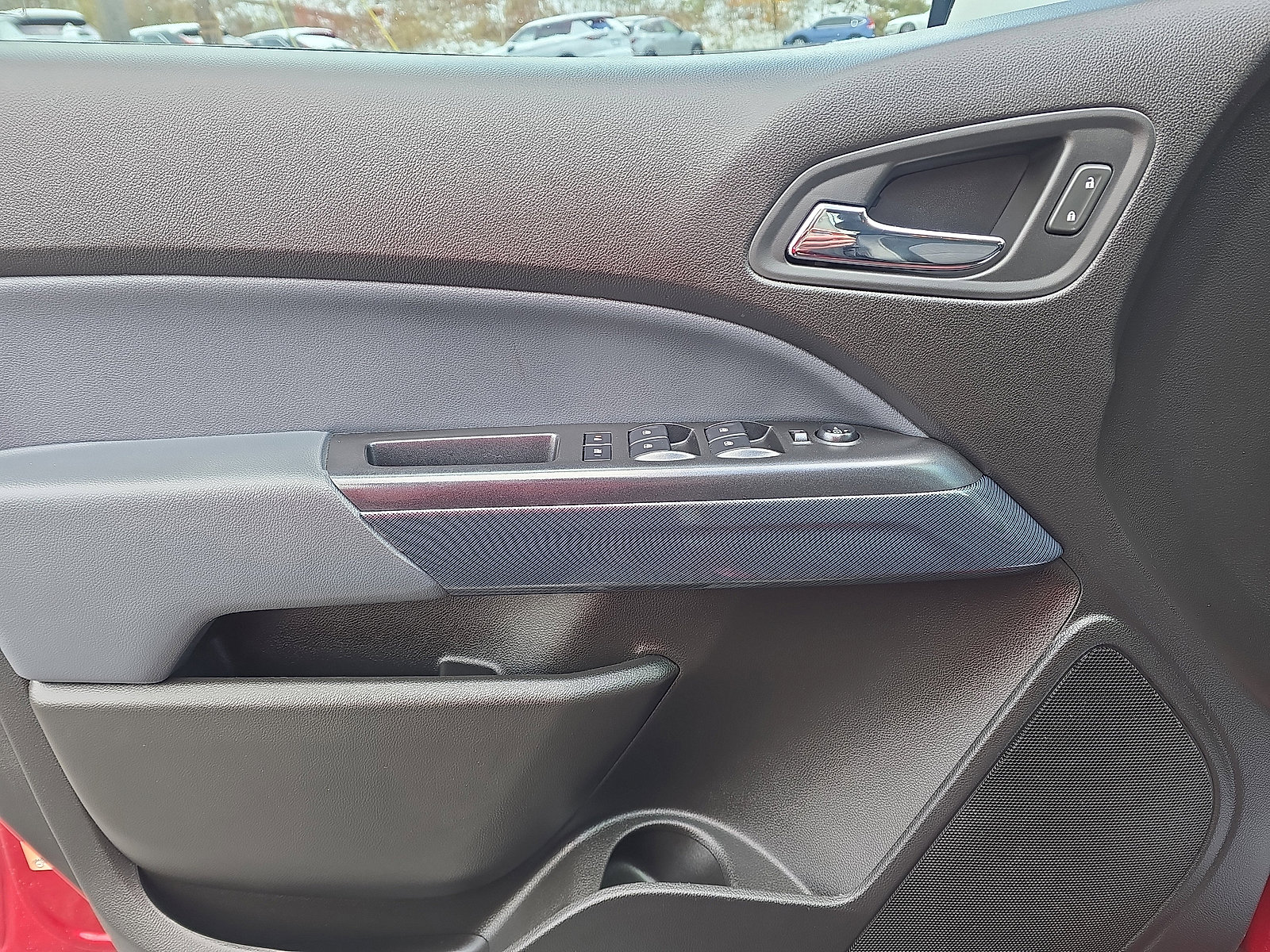 Used 2017 Chevrolet Colorado Z71 image 12