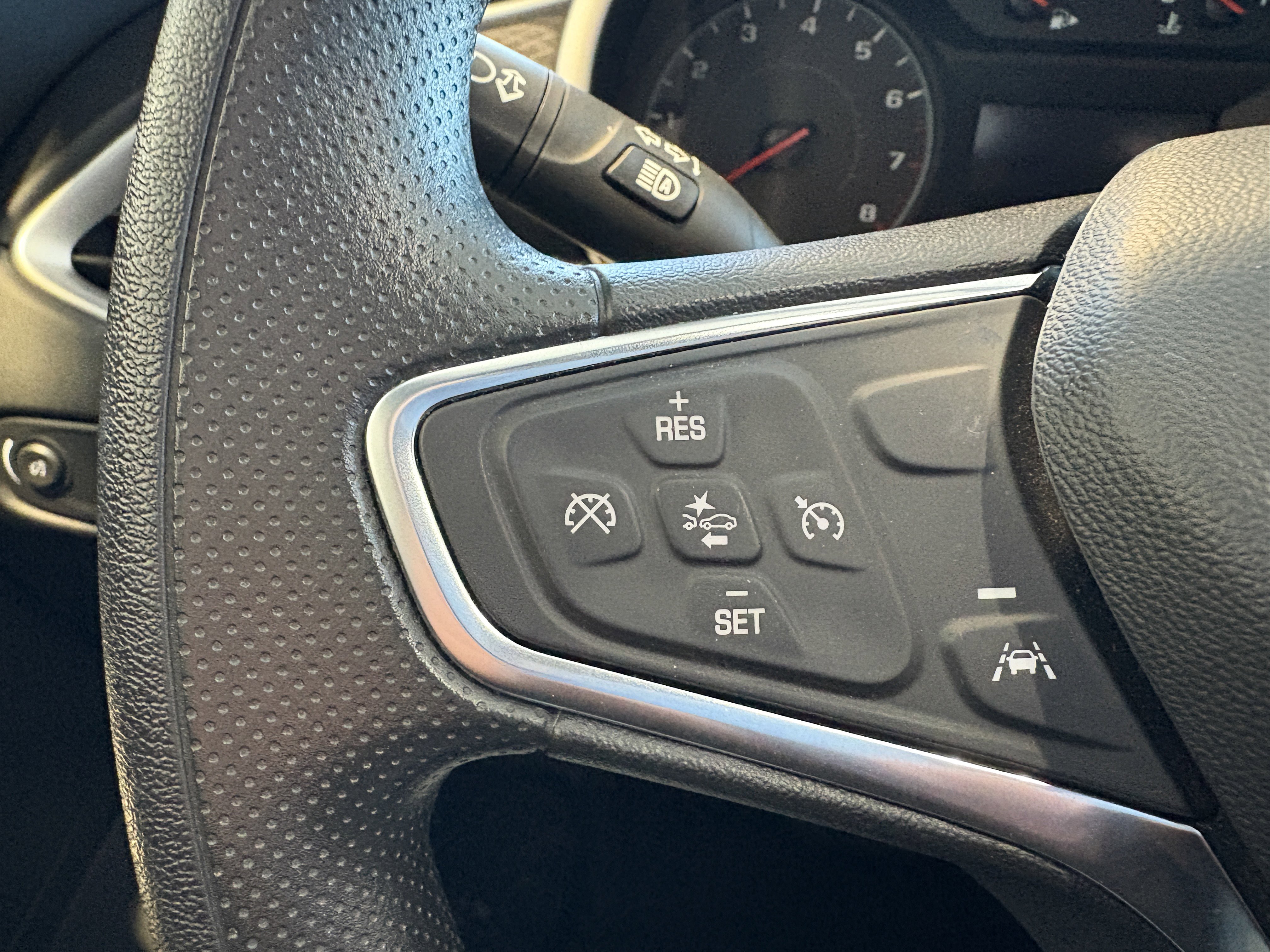 Used 2025 Chevrolet Malibu LT image 12